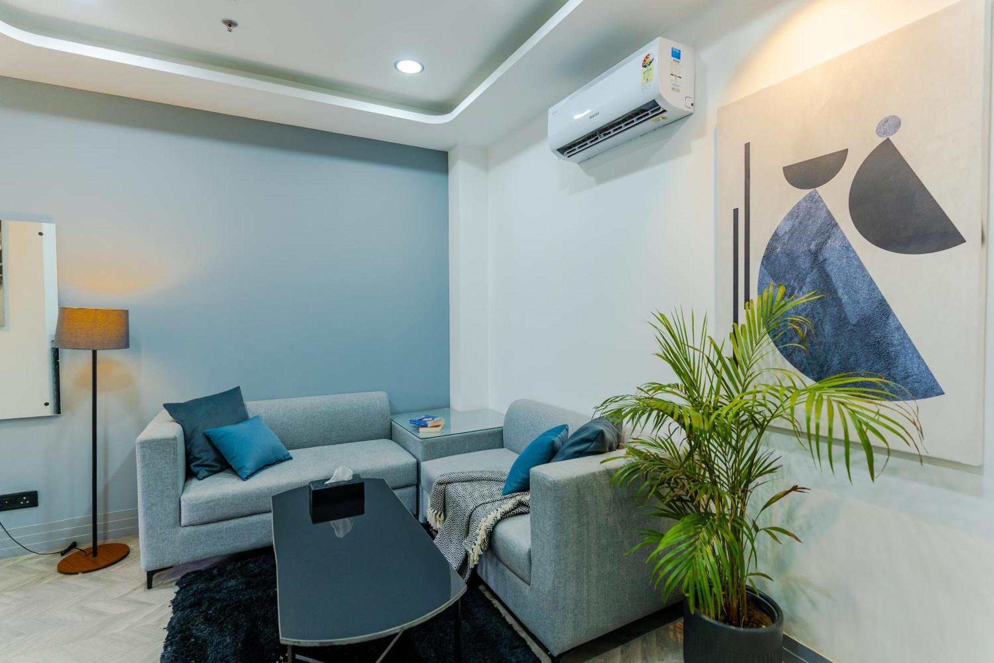 Bedchambers Luxury Apartment Near Golf Course Road Гургаон Экстерьер фото